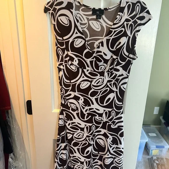 Byer California Swirl Print Midi Dress - Picture 2 of 3